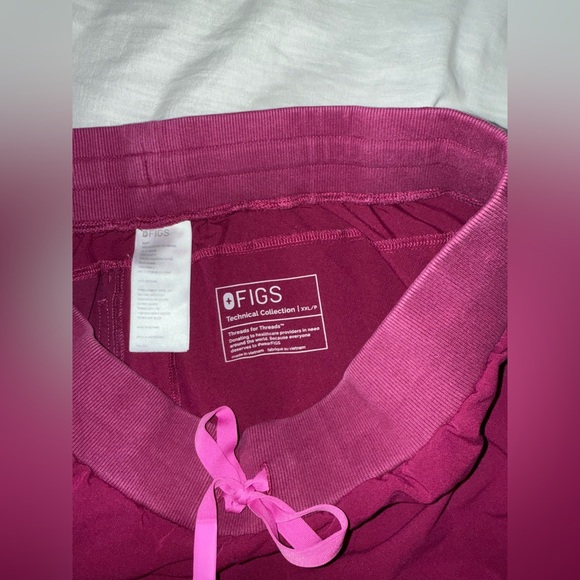 FIGS Dark Magenta Scrub Pants | XXL/P - Picture 3 of 5